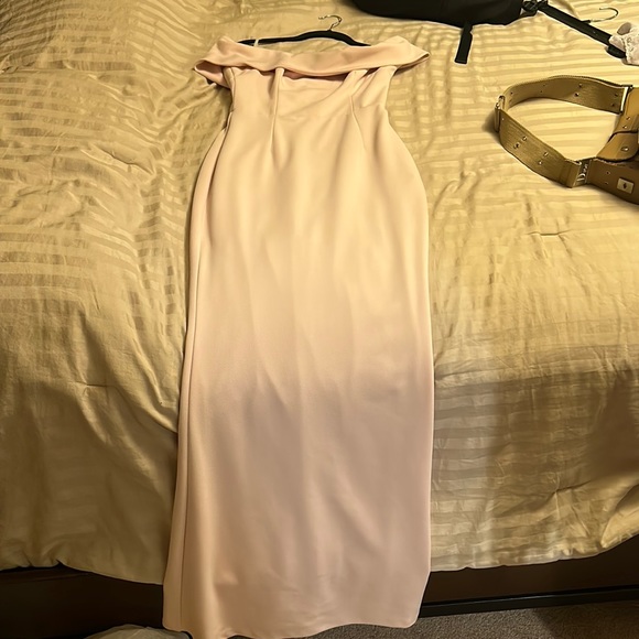 Off the shoulder blush dress worn once for engagement size 8 katie may - Picture 2 of 5